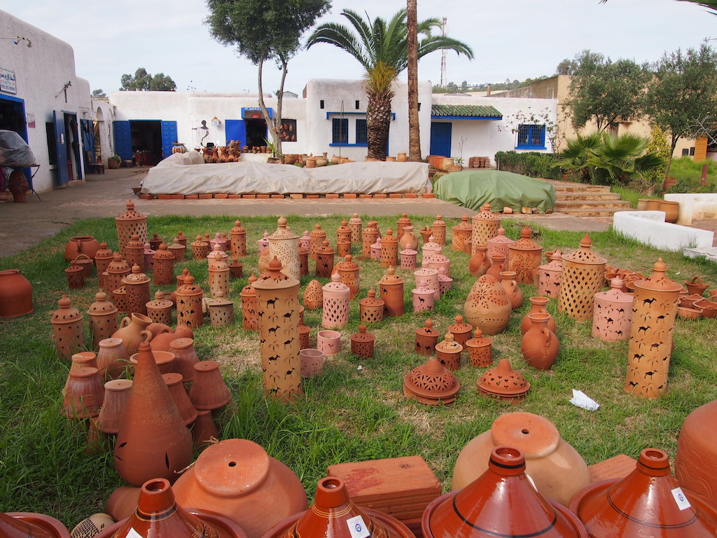 モロッコ陶器・皿・雑貨を買うなら郊外の穴場スポットへ【ラバト・サレ編】