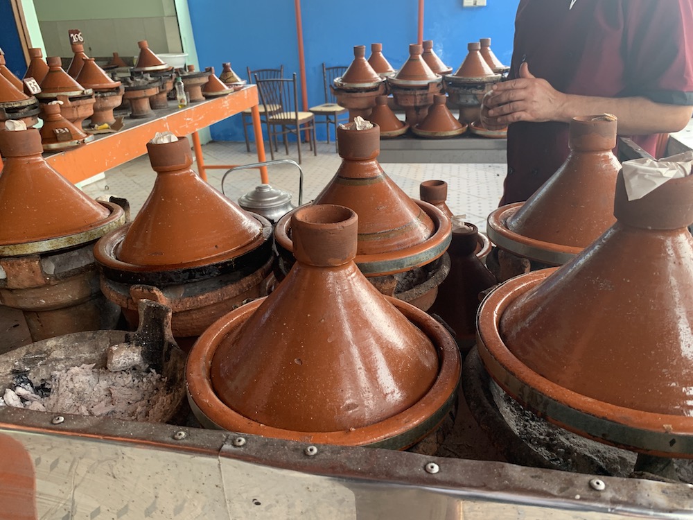 おすすめのモロッコ料理といえば いろいろなタジン鍋料理を紹介 ネコと旅するモロッコ案内人ラザン