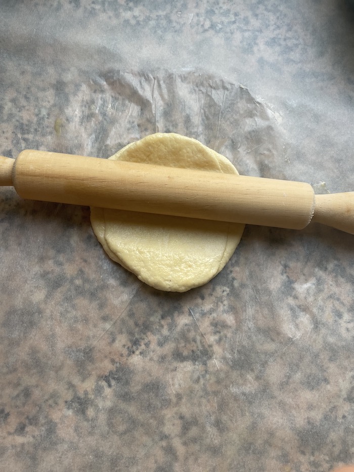 モロッコの四角いパンケーキ「ムスンメン」の作り方